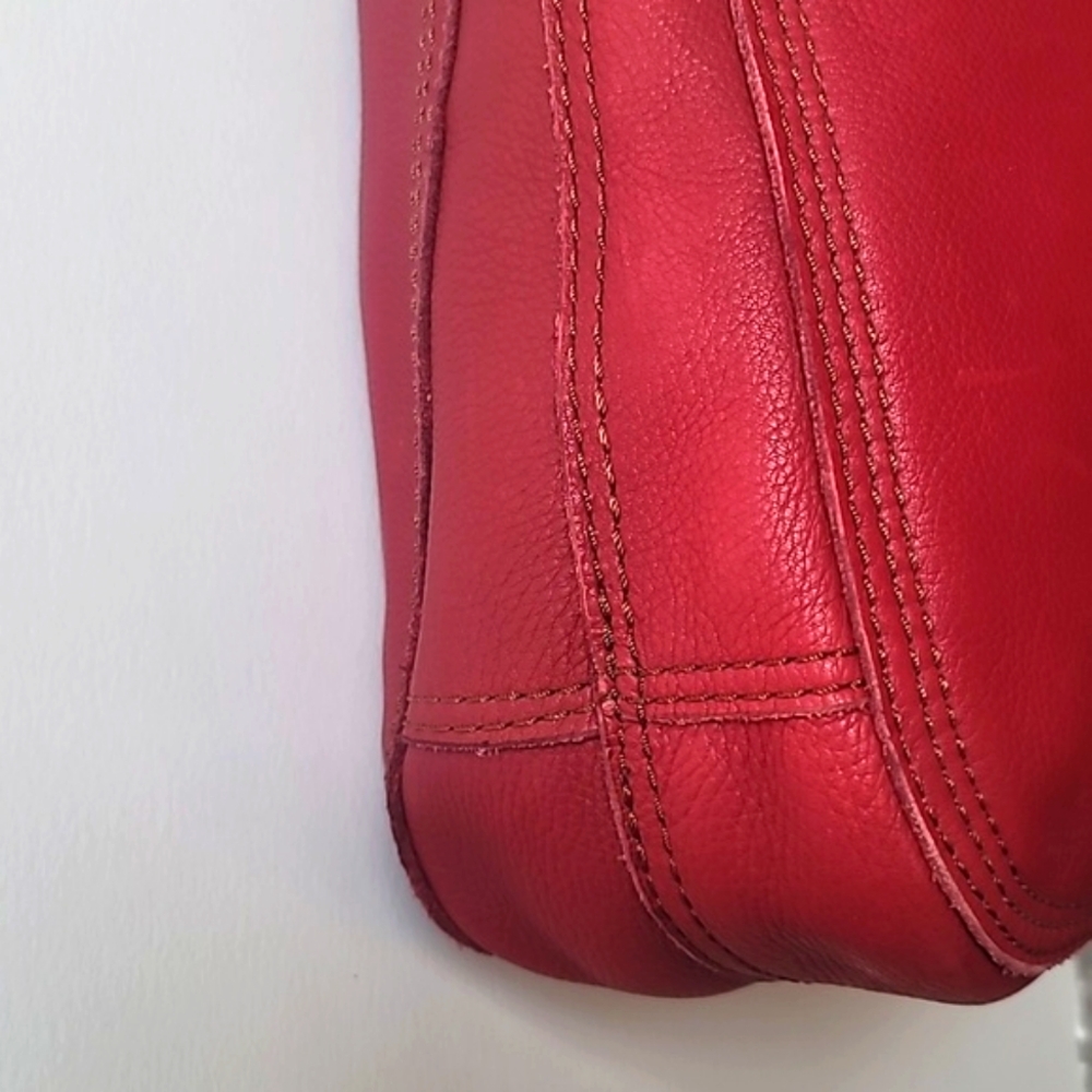 NWT Vintage Asymmetrical Leather Hobo Bag, LUCKY BRAND, Red - Picture 15 of 16